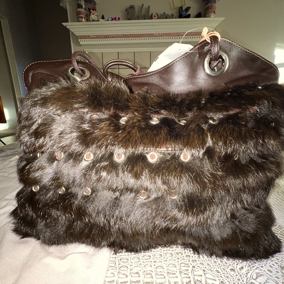 Authentic HOGAN Brown Rabbit, leather and suede shoulder bag. - Picture 5 of 15